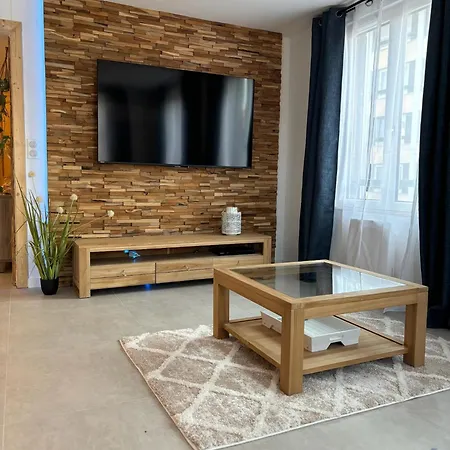 公寓 Eden Classer 3 Etoiles 科尔马